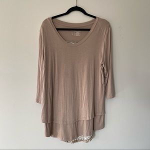 Latched Mama 3/4 Sleeve Scoop Neck Nursing Top | L